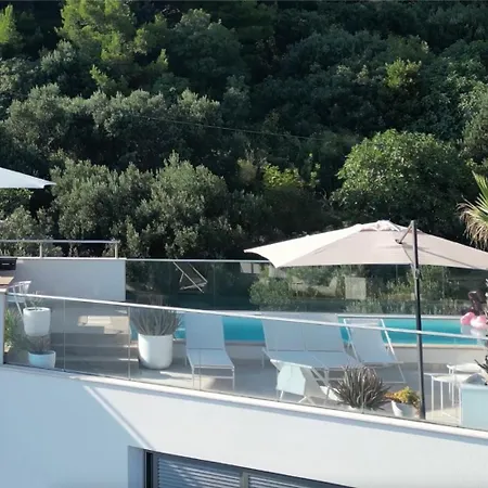 Oneum - Sol With Privat Pool * Omiš