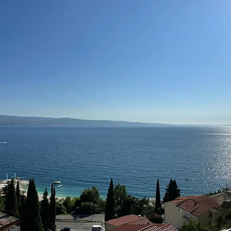 Oneum - Sol With Privat Pool Apartman Omiš